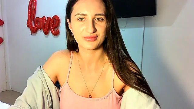 Snapshot of EveLuxe01 chatting on March 2026 07:20:02 PM EveLuxe01 online show from March 2026 07:20:02 PM