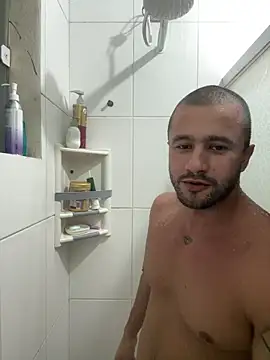 Romaninho online show from April 2026 11:40:02 PM