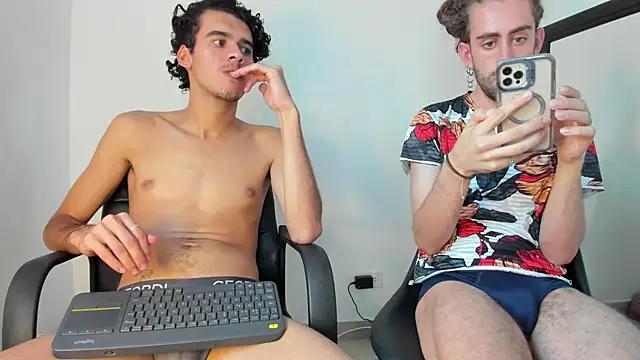 Jean And PaulXL online show from July 2026 11:10:02 PM