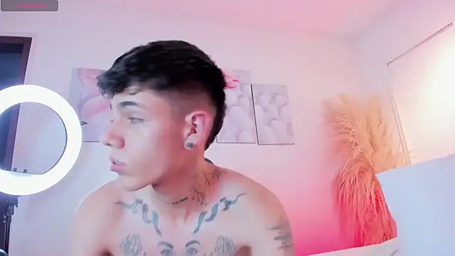 Tommy valverde online show from April 2026 09:39:33 PM