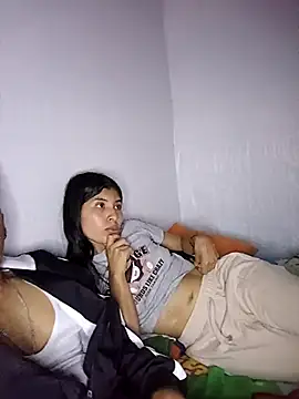 May and Noah online show from April 2026 10:37:02 PM