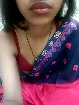 MAYA BED GIRL online show from March 2026 04:24:01 PM