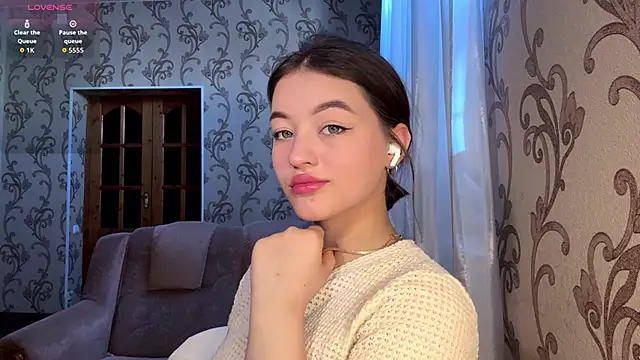 KarineDampy online show from March 2026 08:33:02 AM