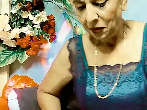 Snapshot of Hot_queen58 chatting on May 2026 06:15:02 PM Hot queen58 online show from May 2026 06:15:02 PM