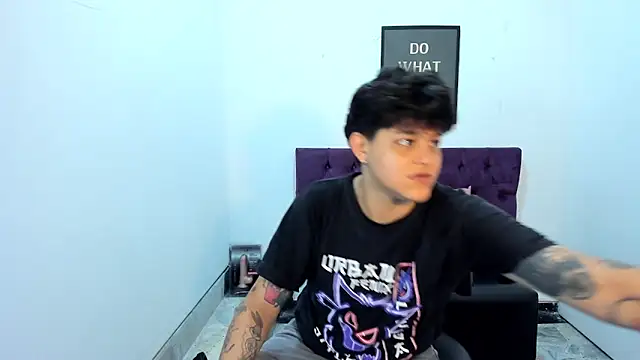 TomBoy Natali online show from March 2026 07:08:01 PM