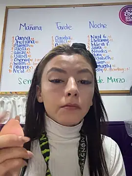   Nahomy online show from March 2026 11:36:01 AM