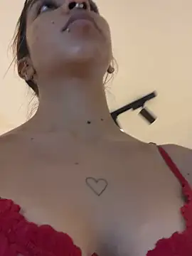 VioletaHills  online show from April 2026 11:58:01 AM