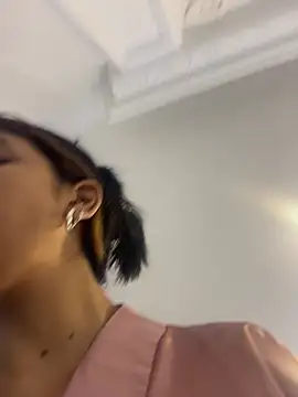VioletaHills  online show from April 2026 01:31:02 PM