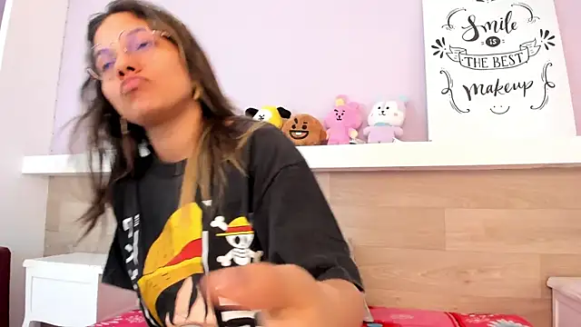 EmmaSanchez  online show from April 2026 08:21:01 PM