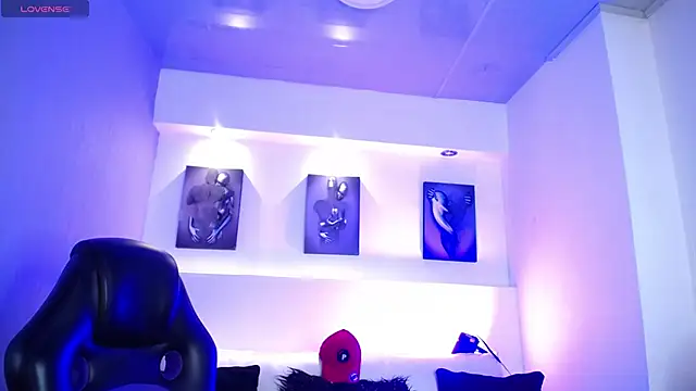 DIEGO JONES online show from April 2026 01:52:01 PM