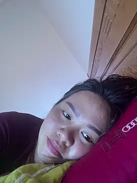 Snapshot of E-ll-A01 chatting on March 2026 06:19:02 AM E-ll-A01 online show from March 2026 06:19:02 AM