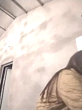 Lilinn  online show from March 2026 10:14:02 PM