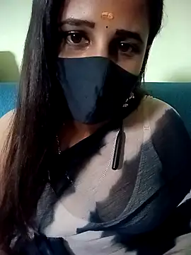 Snapshot of Tamil_Rani- chatting on July 2026 07:23:02 AM Tamil Rani- online show from July 2026 07:23:02 AM
