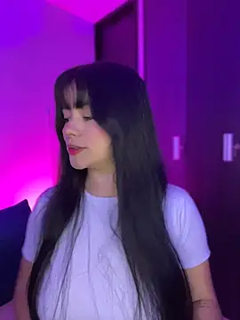 Sophia Wy online show from April 2026 05:21:01 AM