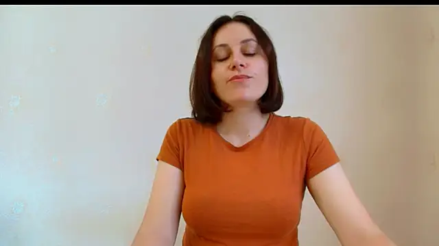Snapshot of Inessa_beauty chatting on June 2026 06:38:02 AM Inessa beauty online show from June 2026 06:38:02 AM