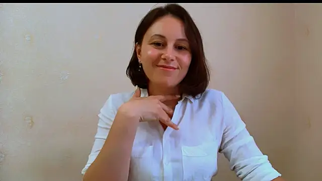Snapshot of Inessa_beauty chatting on July 2026 01:39:02 PM Inessa beauty online show from July 2026 01:39:02 PM