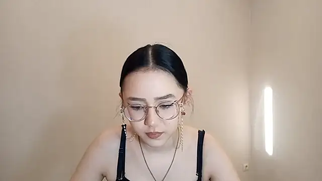 SolvedGlobe online show from March 2026 02:06:02 PM