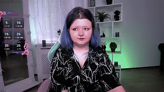 Lunaar  online show from April 2026 05:32:02 AM