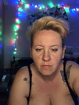 SofiaAmour online show from April 2026 07:50:02 PM