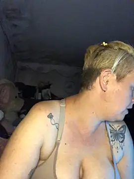 SofiaAmour online show from June 2026 06:43:01 PM