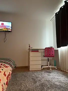 adellasweet online show from March 2026 12:49:02 PM