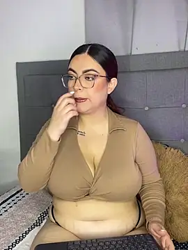 Kiara noirr online show from March 2026 11:38:01 AM