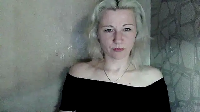 Katerina-Kissa online show from May 2026 06:37:01 PM