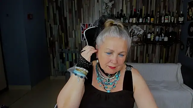 Snapshot of LilaMaharani chatting on May 2026 12:55:02 PM LilaMaharani online show from May 2026 12:55:02 PM