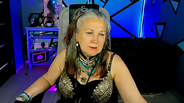 Snapshot of LilaMaharani chatting on May 2026 12:44:01 PM LilaMaharani online show from May 2026 12:44:01 PM