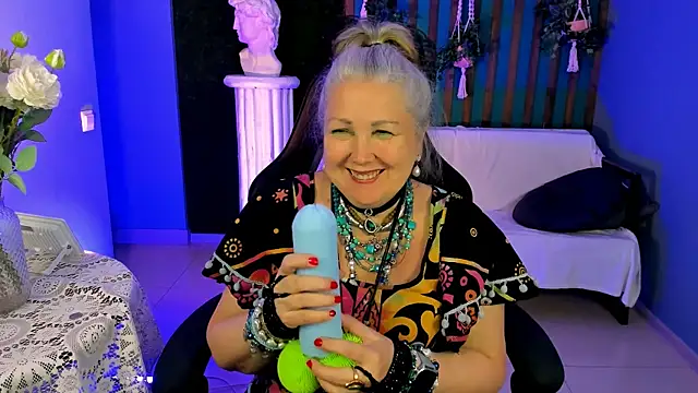 Snapshot of LilaMaharani chatting on May 2026 12:57:01 PM LilaMaharani online show from May 2026 12:57:01 PM