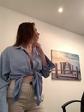 VelvetChloe online show from April 2026 11:15:01 AM