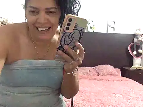 mommy-Milf online show from March 2026 09:54:01 PM