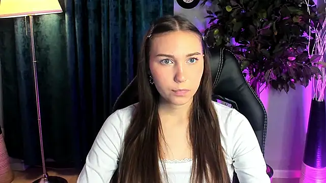 Snapshot of OliviaLang chatting on March 2026 11:15:02 AM OliviaLang online show from March 2026 11:15:02 AM
