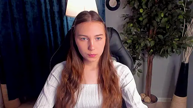 Snapshot of OliviaLang chatting on March 2026 11:11:02 AM OliviaLang online show from March 2026 11:11:02 AM