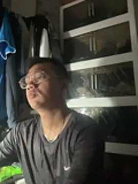 Snapshot of Gockhuatsg chatting on May 2026 07:42:01 PM Gockhuatsg online show from May 2026 07:42:01 PM