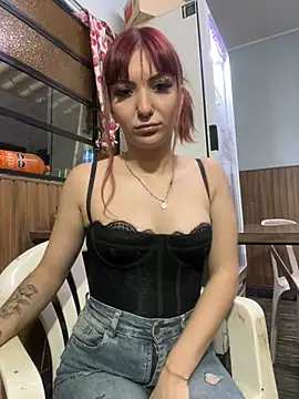 Foxxyice online show from March 2026 05:44:01 AM