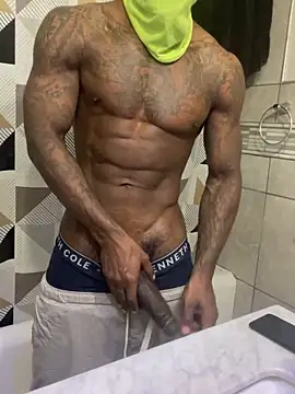 Snapshot of MidwestMandingo9 chatting on March 2026 06:08:02 AM MidwestMandingo9 online show from March 2026 06:08:02 AM