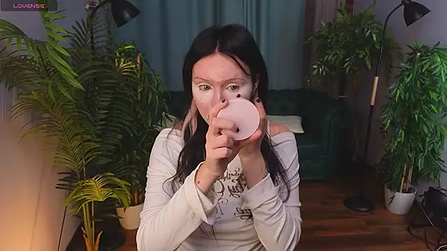 kittenlolla online show from March 2026 05:12:02 AM