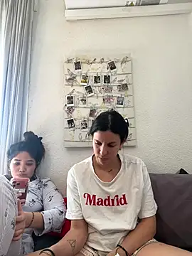 Snapshot of Genblan chatting on March 2026 01:22:02 PM Genblan online show from March 2026 01:22:02 PM