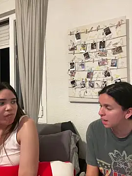 Snapshot of Genblan chatting on April 2026 08:06:02 PM Genblan online show from April 2026 08:06:02 PM