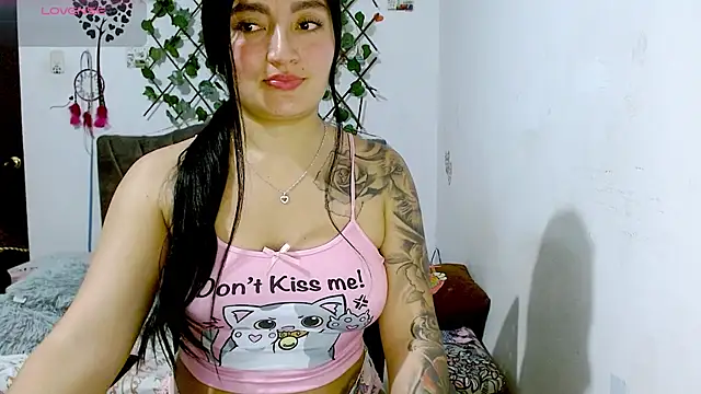 Hanna  Cute22 online show from March 2026 12:59:02 AM