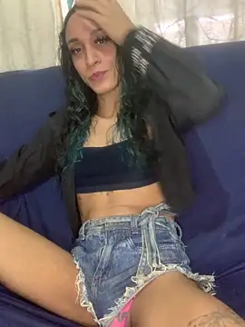Snapshot of YasmimMayers chatting on March 2026 04:28:02 PM YasmimMayers online show from March 2026 04:28:02 PM