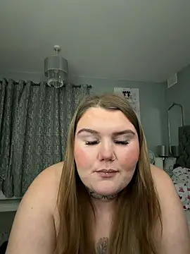 BeeMay22 online show from March 2026 10:48:01 PM