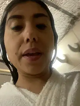 stefanyqueen69 online show from April 2026 12:19:02 PM