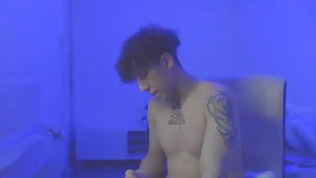 TitanNoir online show from March 2026 05:08:02 AM