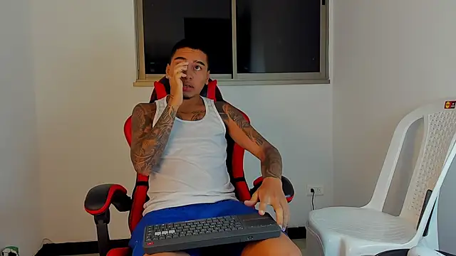 Mnell28 online show from April 2026 08:41:01 AM