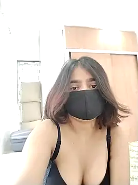 Ishaa 22 online show from April 2026 09:51:02 AM