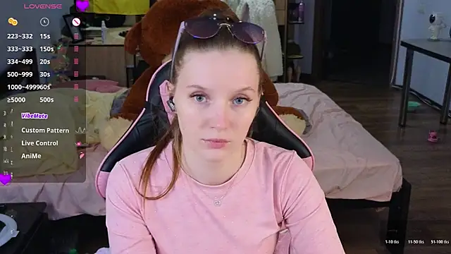 Mary Blu online show from March 2026 01:40:02 PM