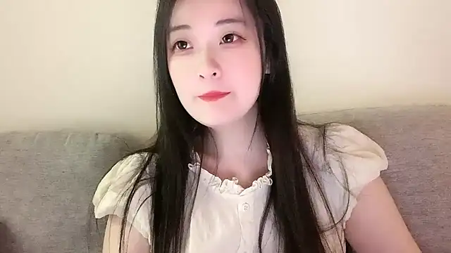 Snapshot of -YUKI-chan chatting on June 2026 01:59:01 PM -YUKI-chan online show from June 2026 01:59:01 PM