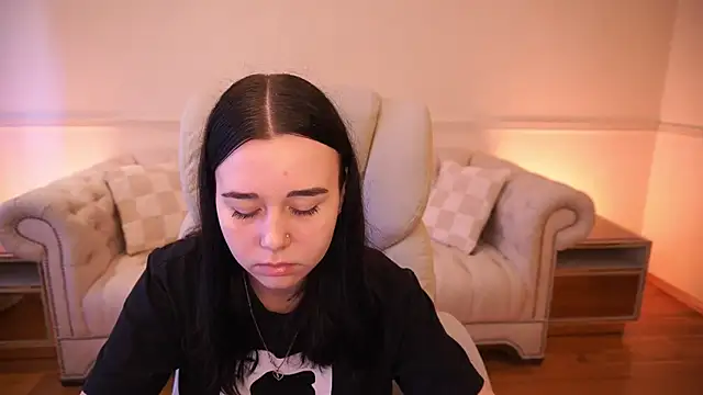 TorrySrar online show from March 2026 01:17:02 PM